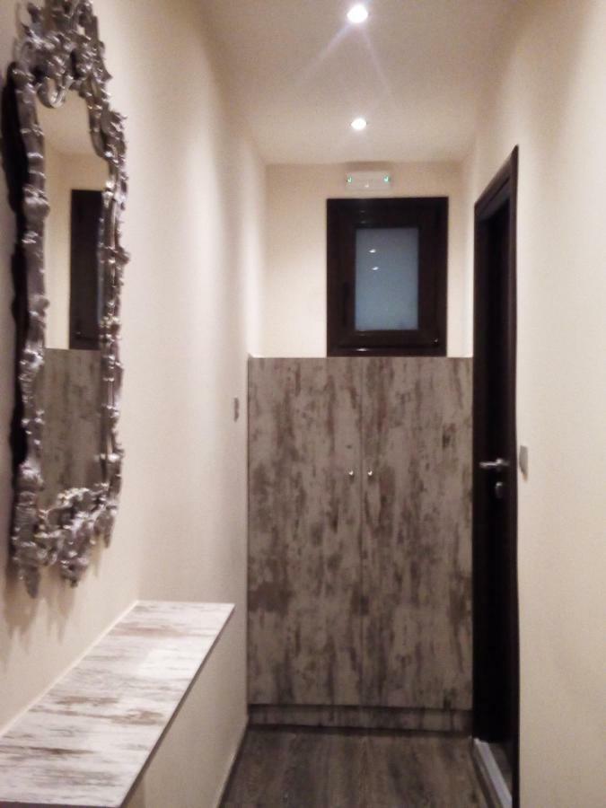 Lux Studio 1 Αθήνα Εξωτερικό φωτογραφία
